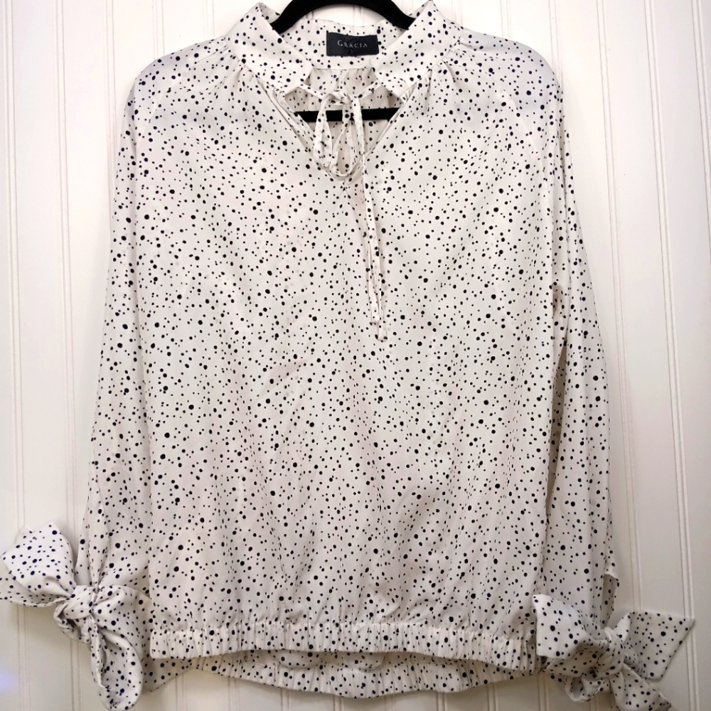 Gracia Long Sleeve White Black Polka Dots Ties At Neck And At Cuff